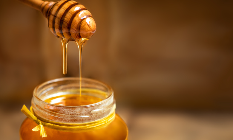 8 فوائد للعسل على الريق
